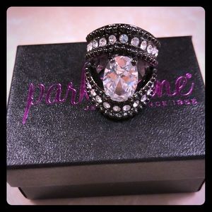 2/20$ Park lane costume jewelry!!